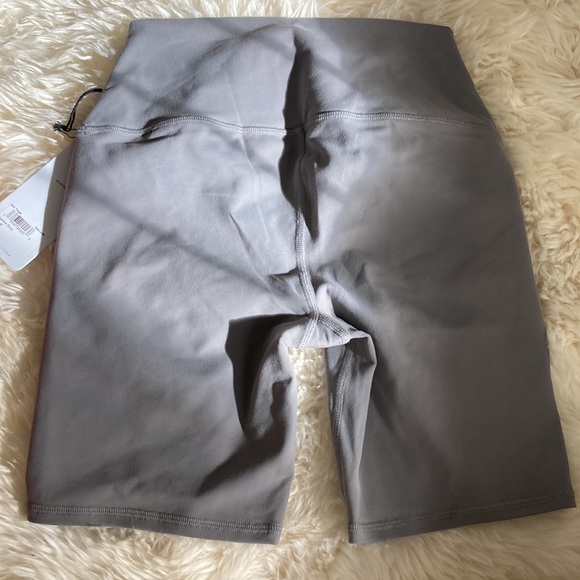 Alo biker shorts - Picture 4 of 4